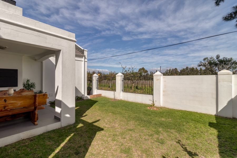 3 Bedroom Property for Sale in Roundhay Western Cape